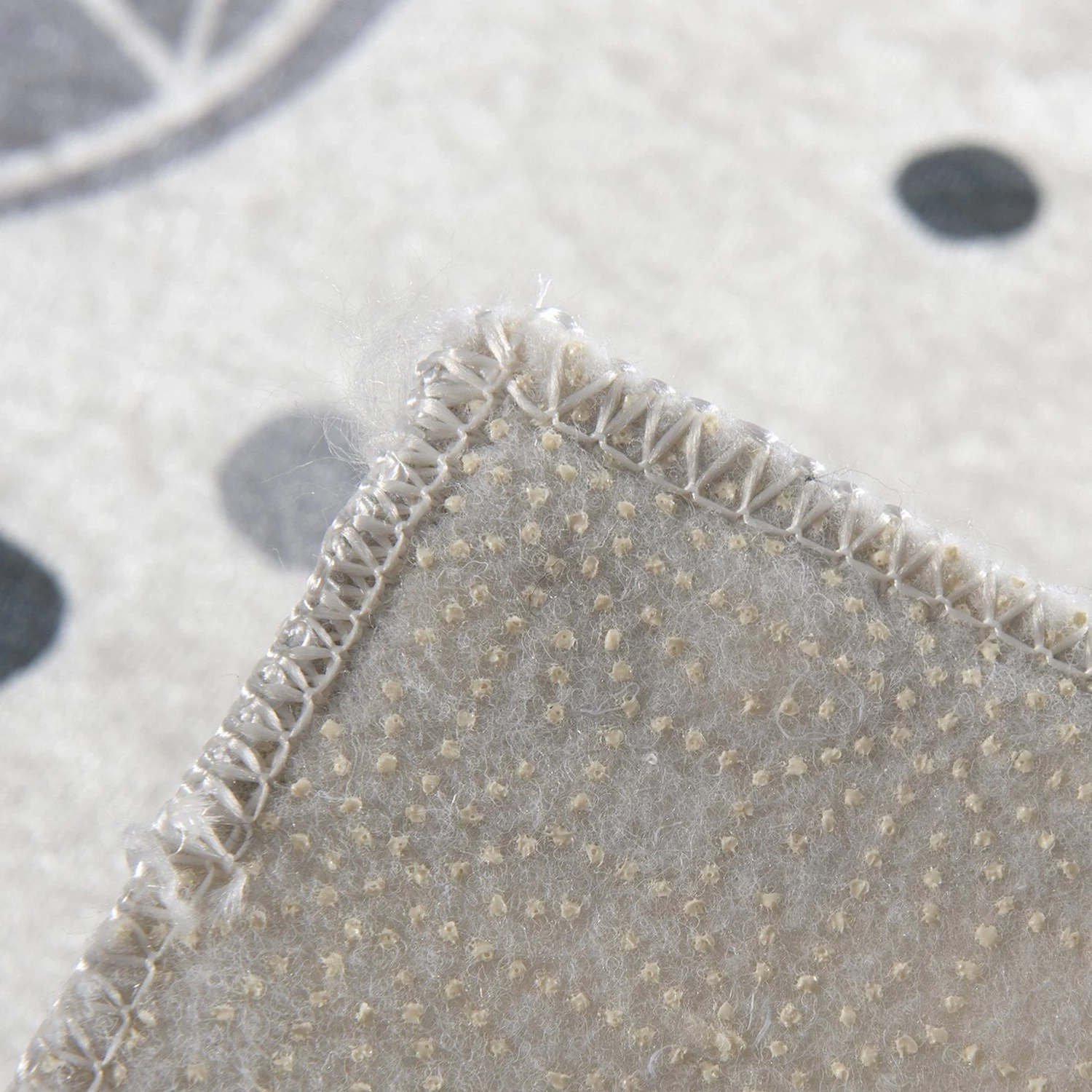 Twentyfour Tapis de bain Fish - Micropolyamide - Blanc – Image 4